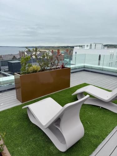 Μπαλκόνι ή βεράντα στο Earls Harbour Luxury Apartments