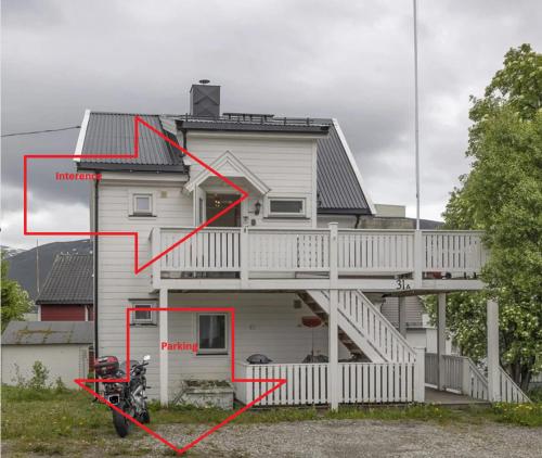 Το κτήριο όπου στεγάζεται  το διαμέρισμα