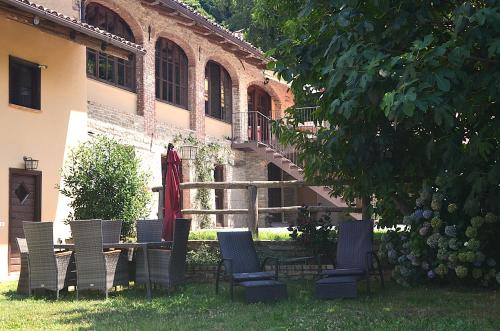 Κήπος έξω από το Il Roseto