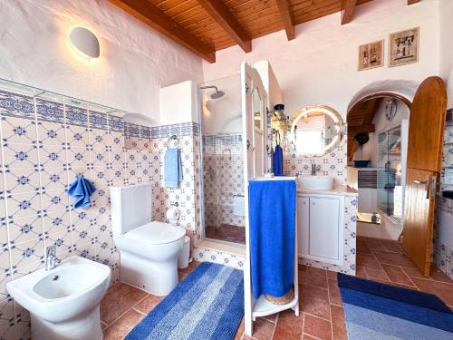 Charming AlgarvianOceanfront Townhouse by BeCherish