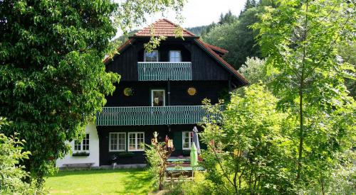 Gallery image of Gruppenhaus Waldheimat Semmering Steiermark in Krieglach