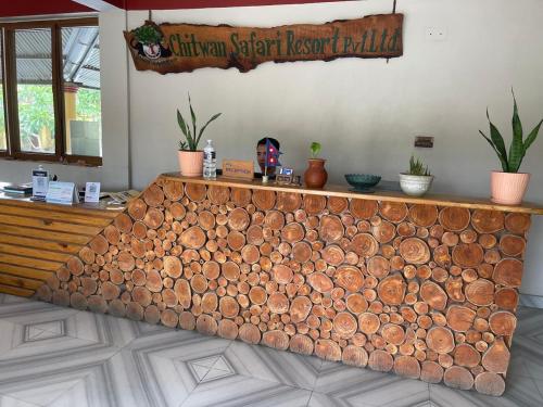 Fuajee või vastuvõtt majutusasutuses Chitwan Safari Resort