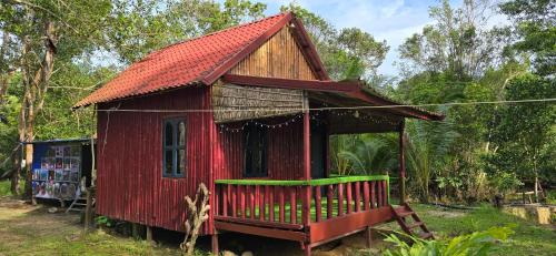 Zahrada ubytování Natural Bungalow TaKheav Koh Rong