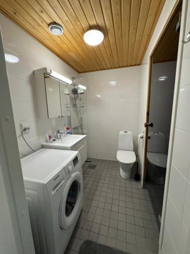 Koupelna v ubytování Snow King Residence with private sauna