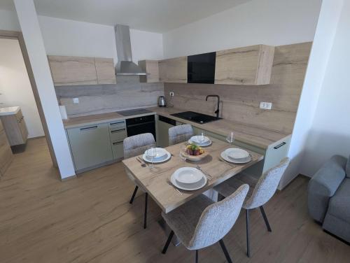 Una cocina o cocineta en Štuhecova domačija