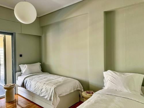 Acropolis-View Penthouse, Haute Athenian