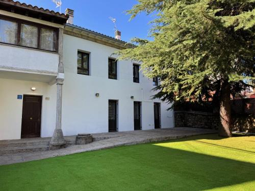 O grădină în afara Casa del Cura