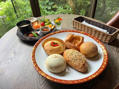 Jídlo v penzionu – hostince nebo okolí