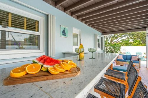 Makanan di atau berdekatan rumah percutian
