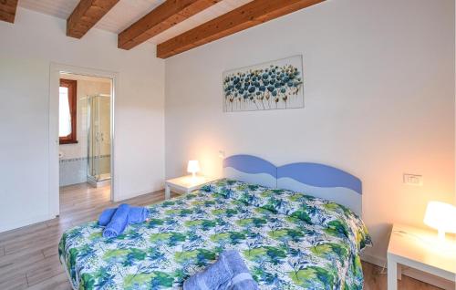 Postel nebo postele na pokoji v ubytování Cozy Home In Udine With Wifi