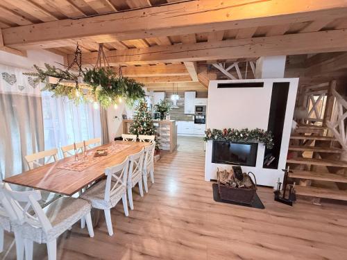 Galeriebild der Unterkunft Chata v Lesíku in Dolná Lehota