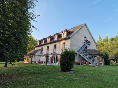 auberge de jeunesse Troyes rosières