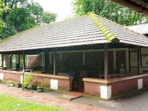 Bangunan di mana terletaknya resort