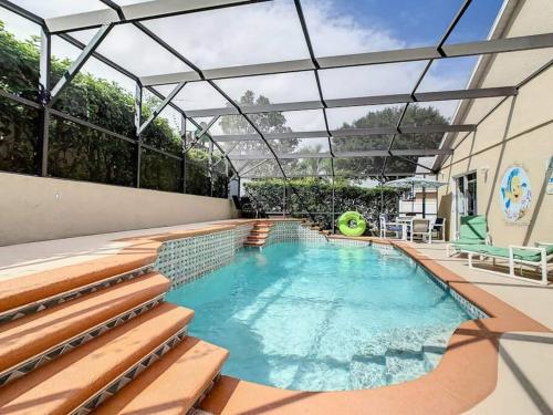 Themed villa w pool, hot tub & arcade near parks photo 39