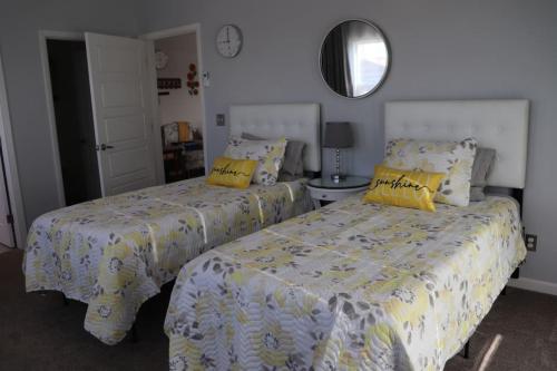 Postel nebo postele na pokoji v ubytování Juniper View 2 Bed 2 Bath and Hot Tub