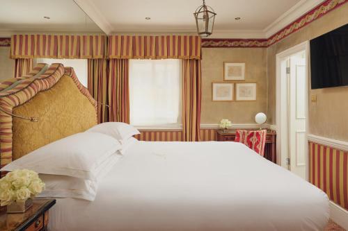 Milestone Hotel Kensington photo 86