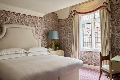 Milestone Hotel Kensington photo 87