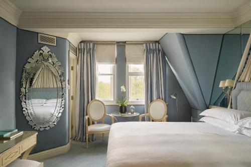 Milestone Hotel Kensington photo 101