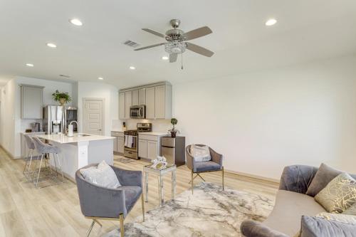 Fotografie z fotogalerie ubytování Fenced Yard and Home Office Quiet Home in Richmond v destinaci Richmond