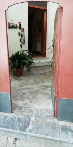 Muka bangunan atau pintu masuk Za Rosa