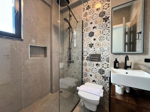 Ένα μπάνιο στο Villa Breeze - Luxury 4BR Villa - River 50m