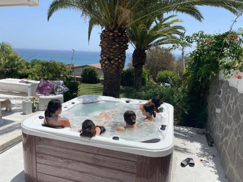 Galeriebild der Unterkunft Villa mare panoramica Estia in Brancaleone Marina