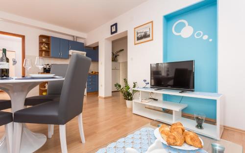 Apartman Izi 3 u Korniću na otoku Krku-plavi
