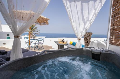 Pezoula Traditional House with Sunrise View