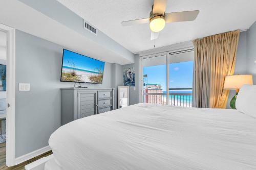 Pelican Beach Resort by Colasan photo 126
