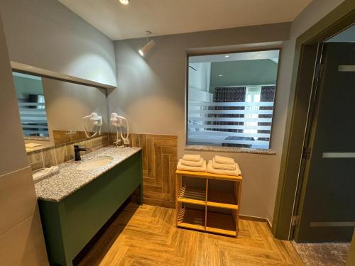 Un baño de Hotel Kazak Club