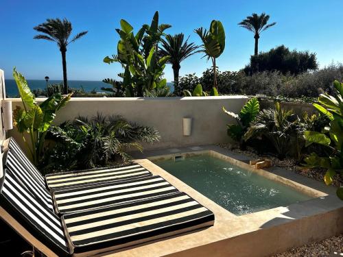 Luxury Beach Front Boutique Hideaway with Pool - Casita Mas Tranquila