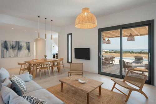 Near Naousa - 3BR Villa - Private Pool - Villa Candia
