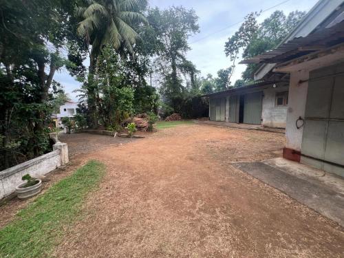 Gallery image of Kuruduwatta Bungalow in Induruwa