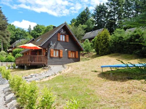 Κήπος έξω από το Chalet in Beaulieu near Lake & Castle