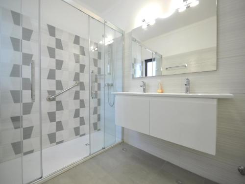 Villa in Vilamoura with Pool near Golf Courses