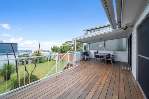 Μπαλκόνι ή βεράντα στο Seahorse - 4BR home moments to Hyams Beach