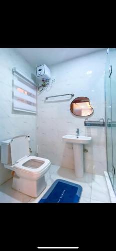 A bathroom at NgoZiLiving