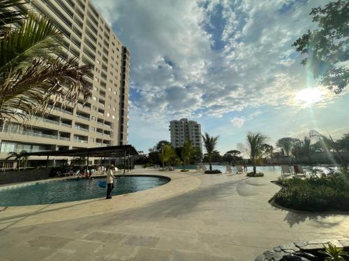 Бассейн в Apartamento Santa Marina, frente al mar или поблизости