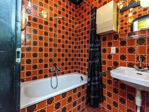 Ванная комната в Lake Escape w Garden