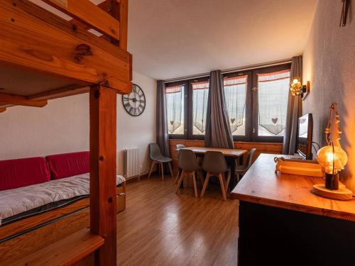 Studio moderne pour 4 personnes avec accès skis aux pieds
