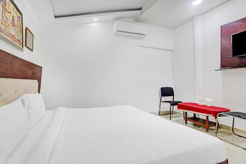Φωτογραφία από το άλμπουμ του Hotel O GuruKripa INN σε Akolia