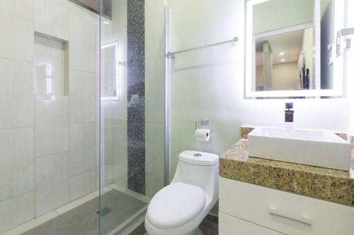 Ένα μπάνιο στο Departamento En El Centro De Playa Del Carmen