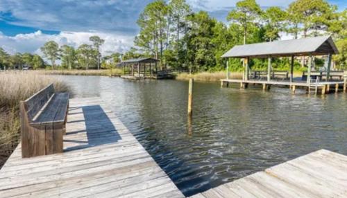 The Retreat at Santa Rosa Beach Bungalow C photo 10