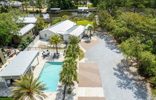 The Retreat at Santa Rosa Beach Bungalow C photo 21