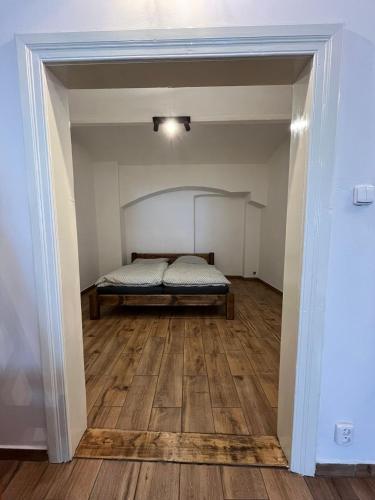 Ένα ή περισσότερα κρεβάτια σε δωμάτιο στο Apartmán Červený Kostelec