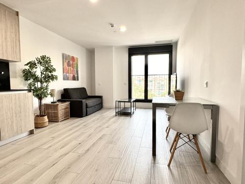 MalagaUrbanRooms - Sky Suite