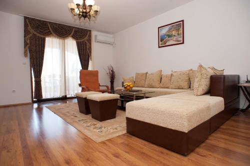 Imagen de la galería de Apartments Nikolić, en Sveti Stefan