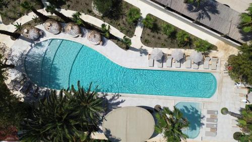 NŪSA suites & villas