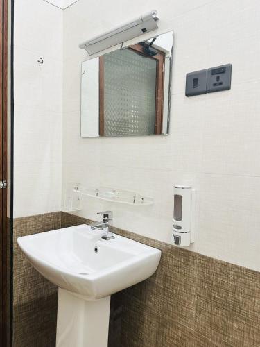 Ένα μπάνιο στο L S Lanka Boutique Hotel