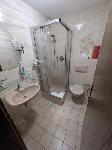 Hotel Odenwaldblickにあるバスルーム